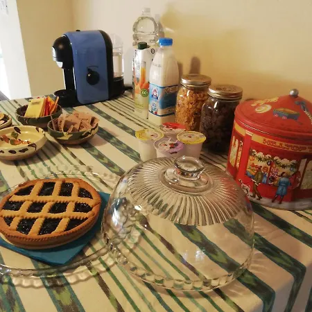 Casa Delle Ginestre צ'זנה